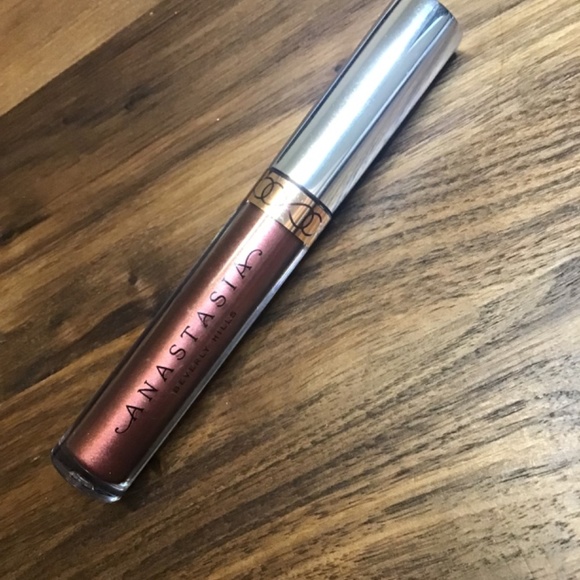 Brand new from vault Anastasia Beverly hill lipstick in chrome rose gold - Picture 2 of 10